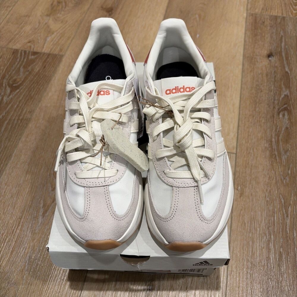adidas Run 70s 2.0 Women’s Sneakers Cream White Pink Gum NEW size 7 - Picture 3 of 13